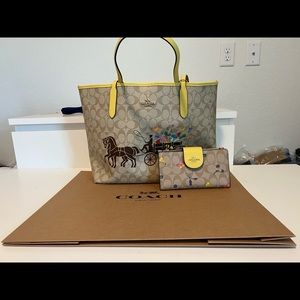 NWT Coach Signature Purse and Matching Wallet